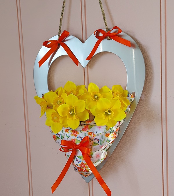 Metal Heart with daffodils