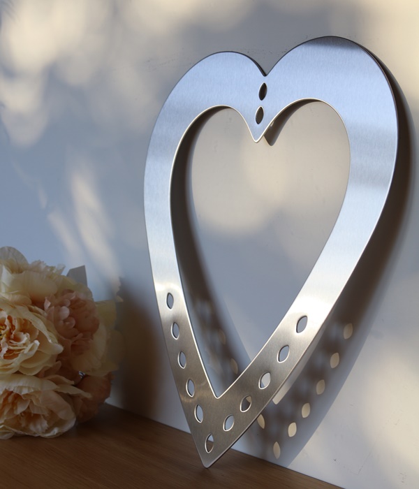 Decorative Steel Hearts for Home Decor