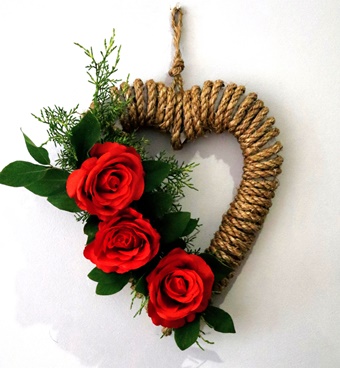 Engraved Metal Heart with roses